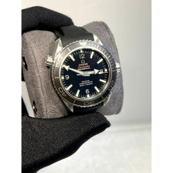 buy Omega sea master black dial black rubber strap super clone replica watches in dubai  at watchesindubai.com