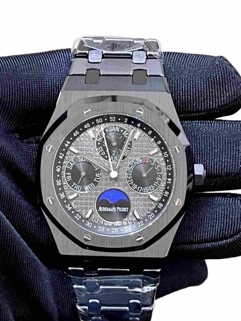 Audemars Piguet moon Full black 1:1 super clone watch