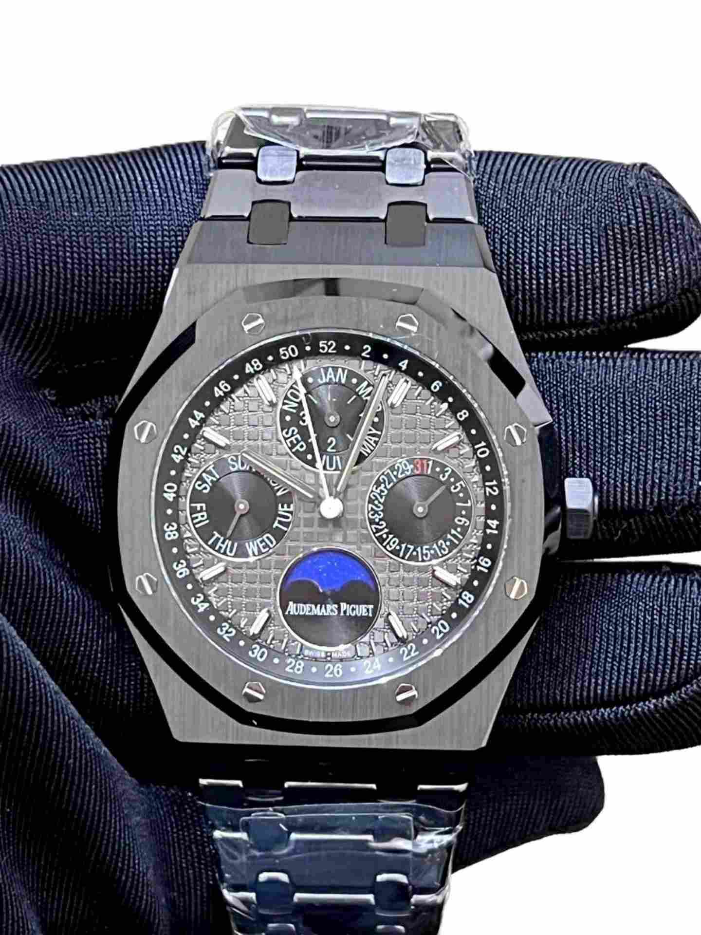 Audemars Piguet moon Full black 1:1 super clone watch Audemars Piguet moon Full black 1:1 super clone watch