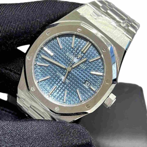 Audemars Piguet Royal Oak blue Dial 15400 model super master clone watch