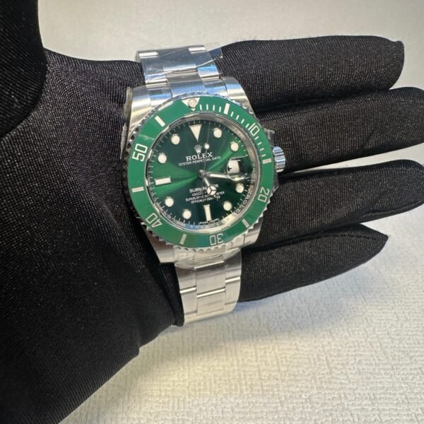 Replica Rolex Submariner Hulk 116610LV